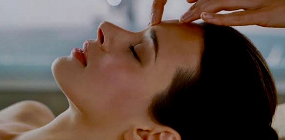 Массаж лица в студии красоты «Ретрит СПА»
