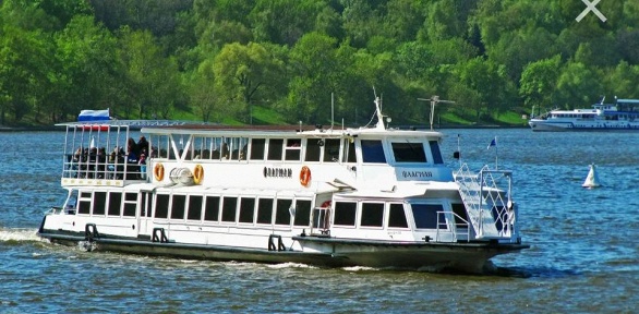 <b>Скидка до 15%.</b> Билет на речную прогулку на комфортабельном теплоходе «Флагман» от «Китай-города» до «Воробьевых гор»