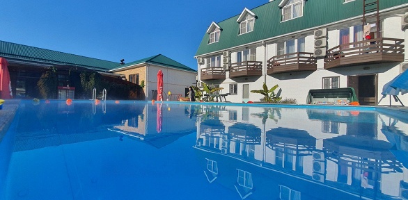 Отдых с посещением подогреваемого бассейна в отеле «Южная ночь»