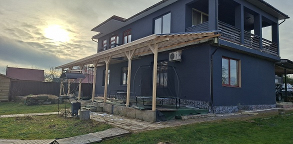 Аренда коттеджа или деревянного домика с русской банeй в Levkovo Village