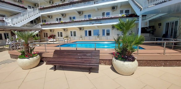 Отдых в Лермонтово в отеле «Экватор»