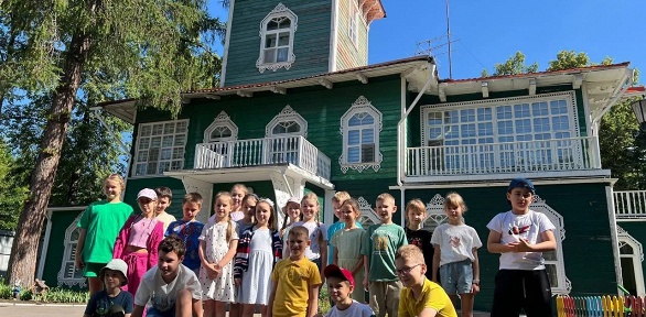 1 или 5 дней дневного пребывания в детском клубе «Городские каникулы»