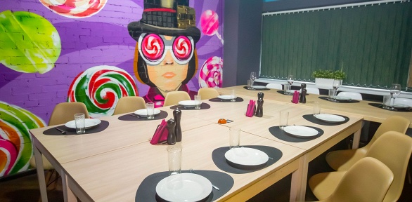 Бронирование банкетной комнаты и целый день развлечений в парке Fun City