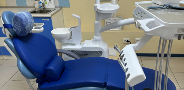 Ультразвуковая чистка зубов в стоматологической клинике «Спэро»