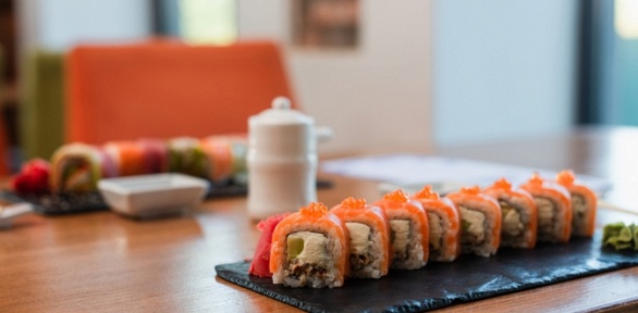 Сеты и роллы от БПШ (бургер, пицца, шаурма) & Vasabi за полцены