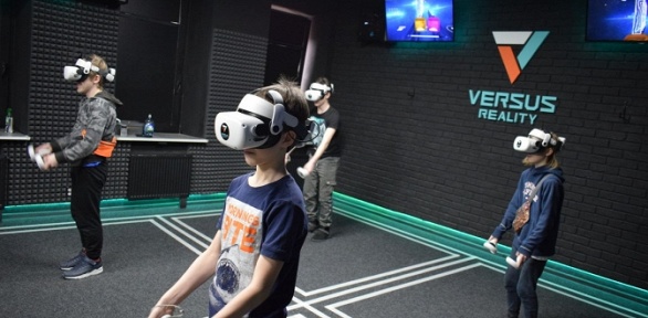 Посещение игр в виртуальной реальности в сети клубов Versus Reality
