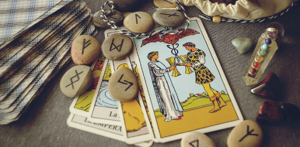 Расклад на картах Таро в эзотерической мистерии Дарьи Домаевой