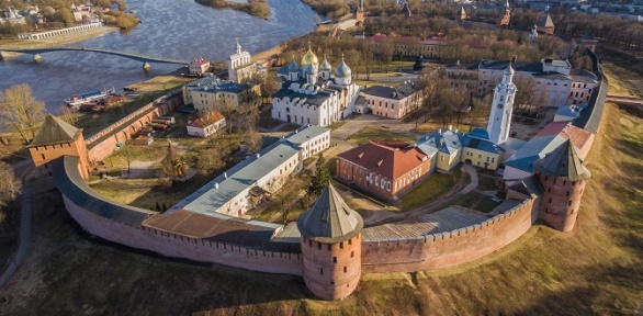 Путешествие в Валдай и Великий Новгород от туроператора Charm Tour (1285 руб. вместо 4590 руб.)