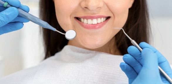 <b>Скидка до 82%.</b> Сертификат номиналом до 10 000 руб. на стоматологические процедуры в стоматологической клинике «Денталия»