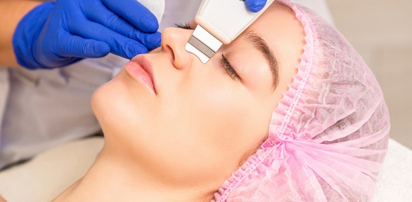 Массаж, RF-лифтинг, чистки и пилинги в клинике Valentian Clinic