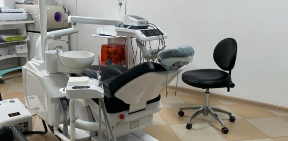 Комплексная чистка зубов по системе AirFlow в клинике доктора Рамазанова