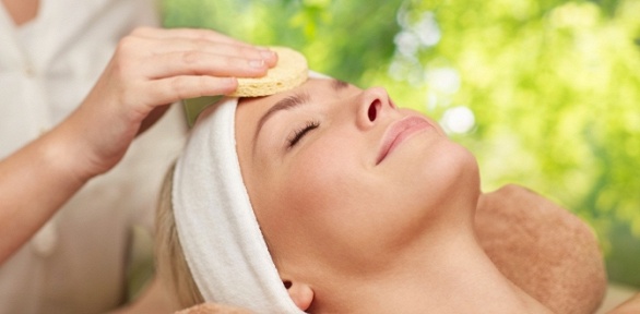 Пилинг на выбор либо SPA-программа для лица в салоне красоты «Мадам Роше»