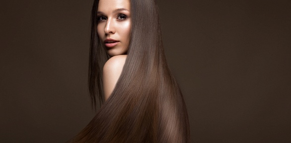 Стрижка, окрашивание или уход за волосами в студии Kosmos