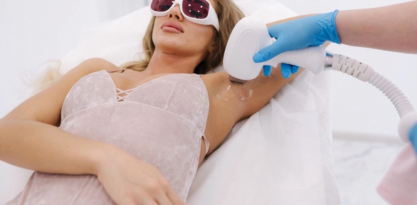 Сеансы эпиляции диодным лазером в косметологической клинике La Esty