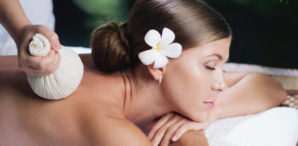 60 или 90 минут массажа в салоне «Айшвария Аюрведа и SPA»