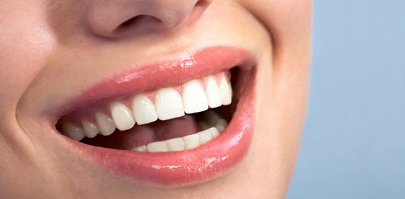 Чистка зубов в «Эстетической стоматологии»