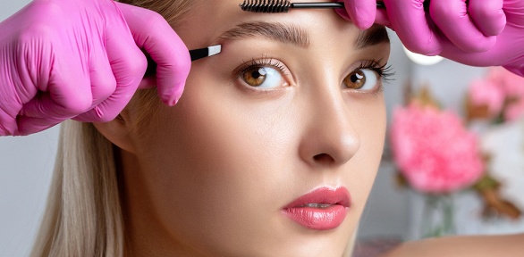 Оформление бровей и ресниц в салоне красоты «Кислород»