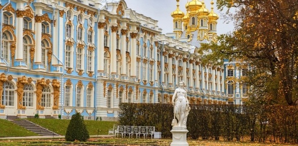 <b>Скидка до 51%.</b> Экскурсия в Петергоф или Царское Село и Екатерининский дворец от компании Ludmila Tours