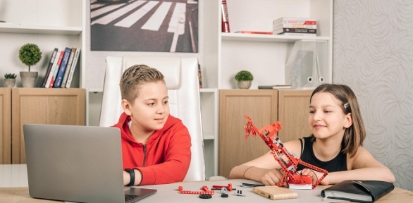 Робототехника и программирование в детской школе робототехники R-ed Lab