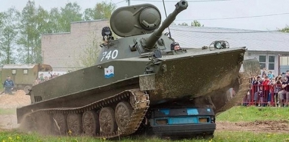 Катание на бронемашинах, фотосессия в стиле милитари от компании Tankdrive