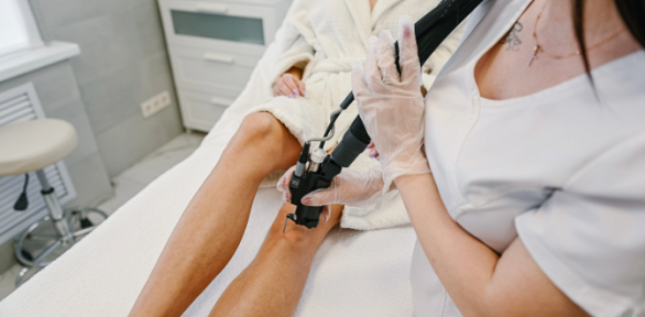 Посещение сеансов лазерной эпиляции лица и тела в студии New Lazer