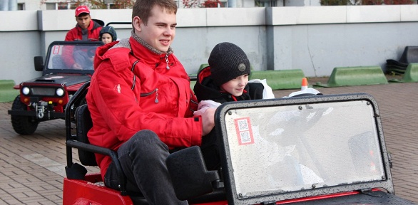 Абонемент на посещение детского автокружка «Юный водитель»