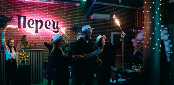 Караоке-вечеринка в караоке-зале «Перец»