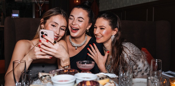 Всё меню кухни и бара в ресторане «Сидрерия»