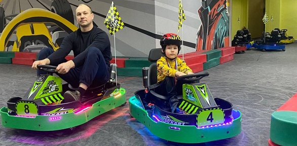 Заезды на семейных дрифт-картах в картинге «Форсаж»