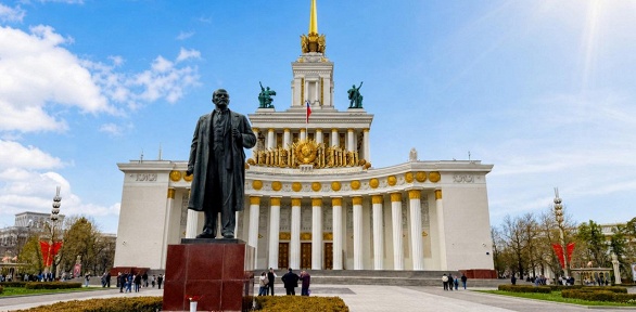 Билет на квест-экскурсию «Что скрывают павильоны ВДНХ»