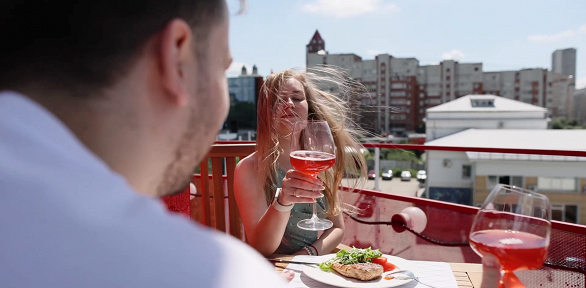 Романтический отдых с завтраком в отеле «Коматек»