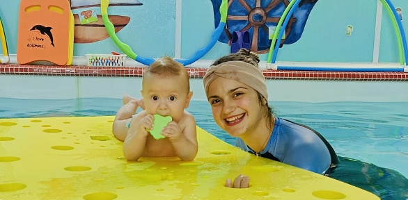 Абонемент на занятия в детском бассейне с инструктором в центре «Китёнок»