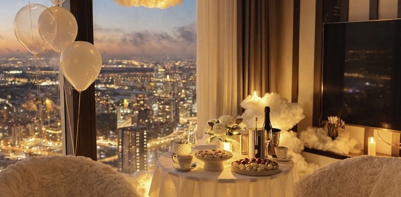 Романтическое свидание на 60-м этаже «Москва-Сити» от проекта «Облака» 