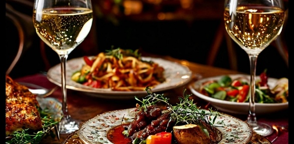 Ужин в самом центре города в ресторане «Фишт»