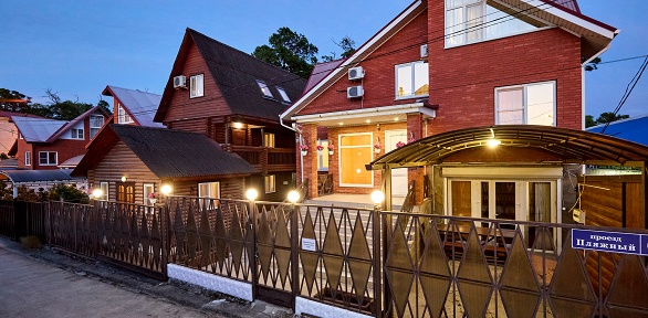 Отдых в Геленджике на берегу Черного моря в гостевом доме «Солнечный»