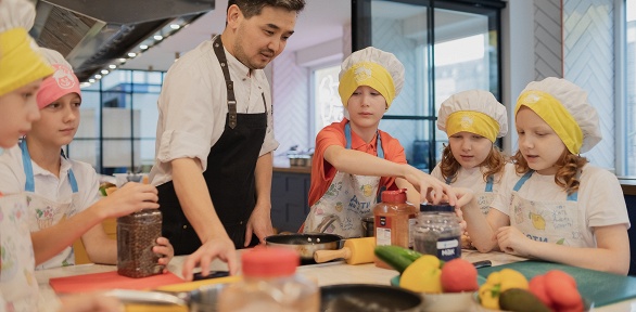 Кулинарные мастер-классы для детей в семейном ресторане «Дети на кухне»