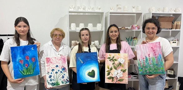 Творческий мастер-класс в студии «Дворец Мастеров»