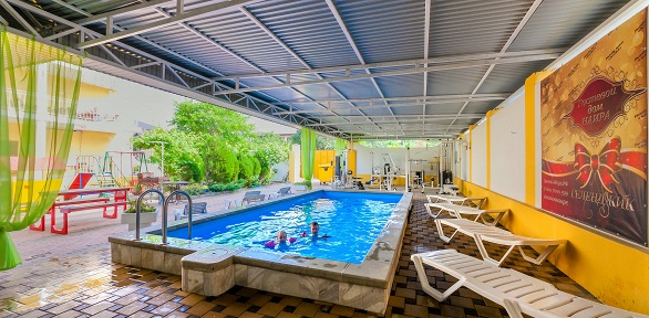 Аренда комнаты на майские праздники на территории гостевого дома «Наира»