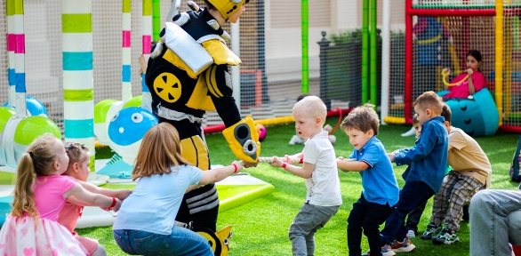 Проведение дня рождения в развлекательном центре «Планета игр»