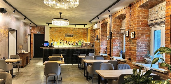 Всё меню кухни и напитки в винном ресторане Bravis