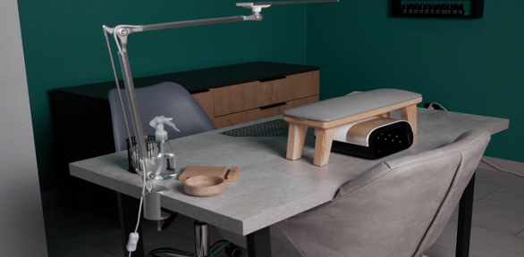 Маникюр и педикюр в студии Cardinalis