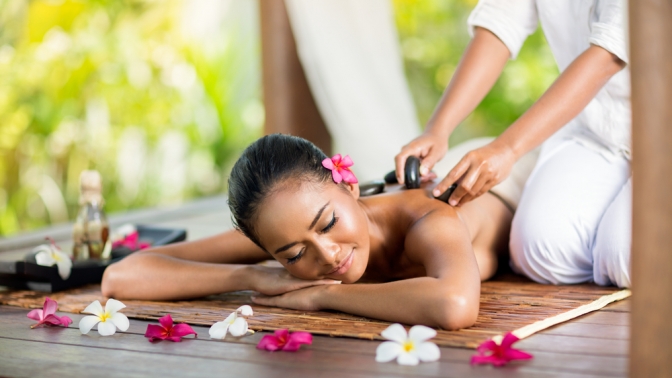 Italienerin Jung Zierlicher Massage