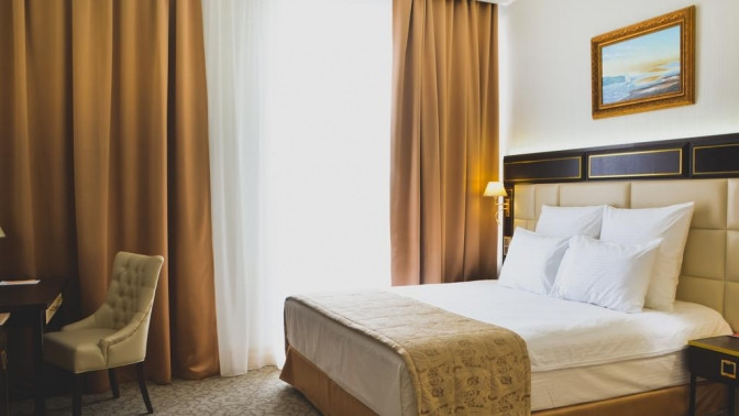 7 avenue hotel and spa промокод